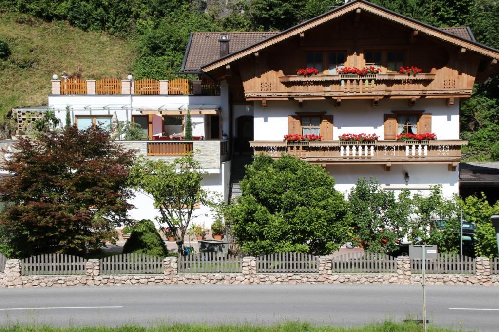 Apart Eberharter Aschau Im Zillertal 외부 사진